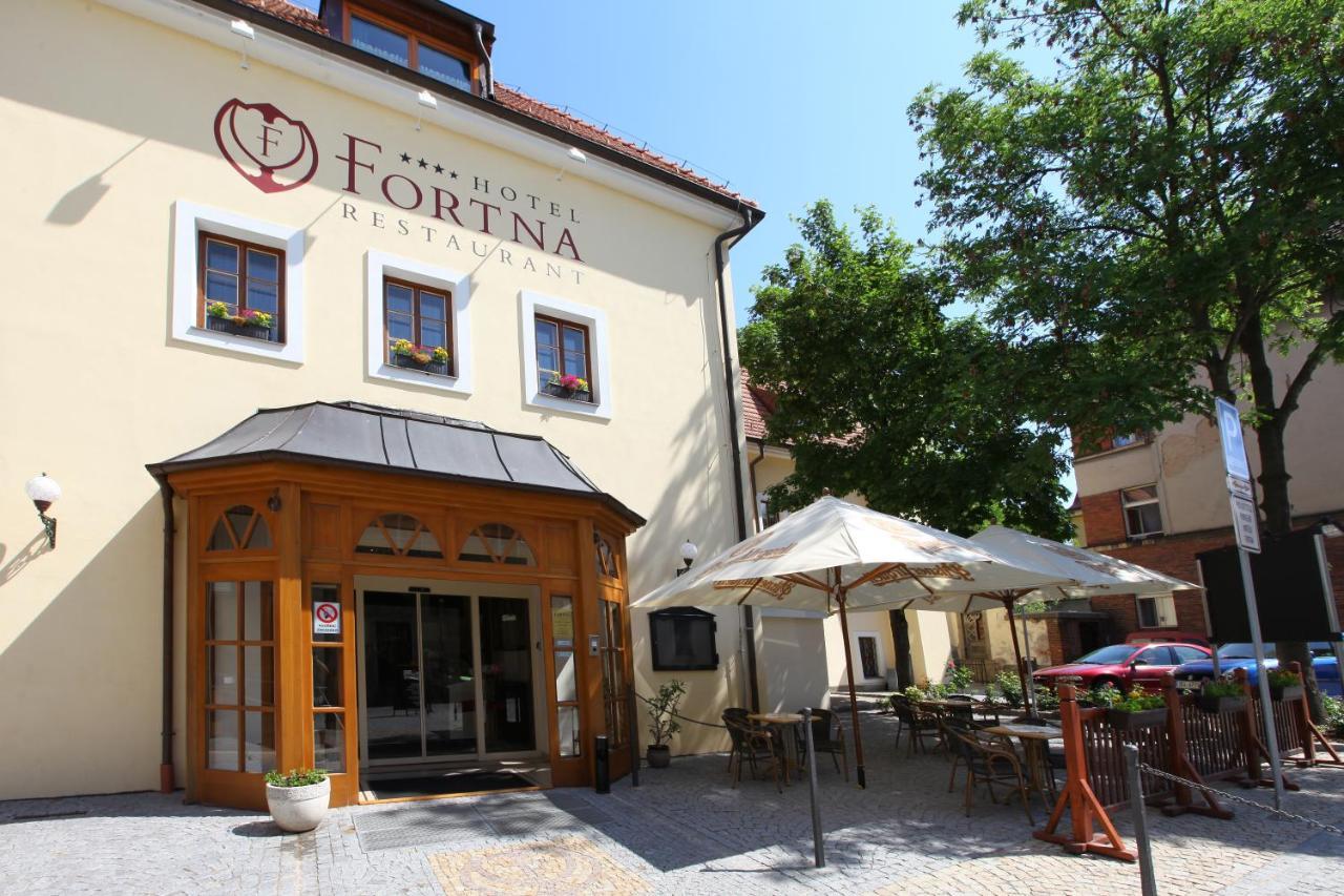Hotel Fortna Chrudim Exterior foto