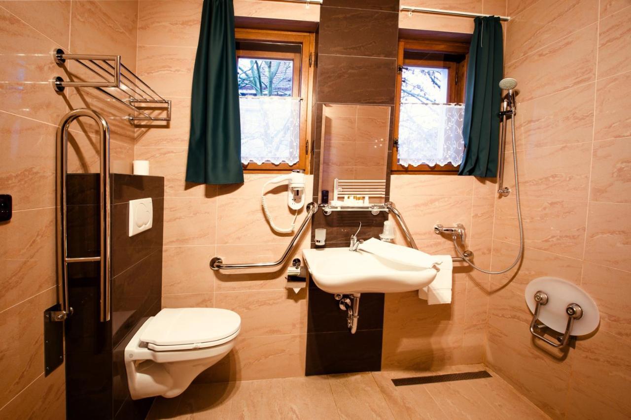 Hotel Fortna Chrudim Quarto foto